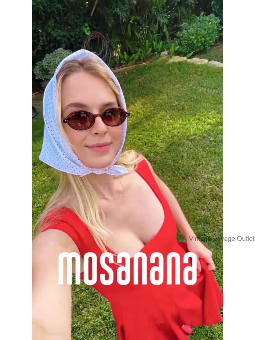 Small Oval Sunglasses for Women UV400 Protection Retro Street Style